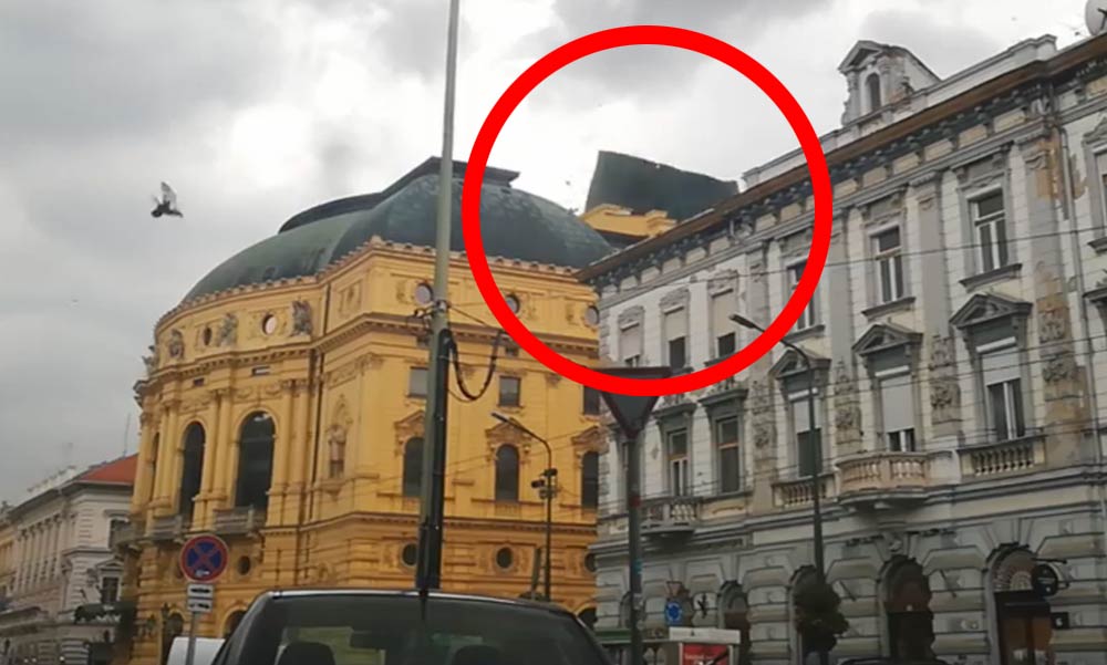 Brutális vihar csapott le Szegedre! A nemzeti színház tetejét is levitte (VIDEÓ)