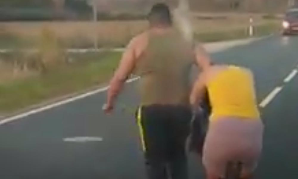 Elfogták a rendőrök azt a férfit, aki a hajánál fogva cibált egy nőt (Videó)
