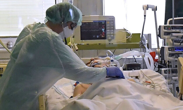Meggyógyult egy 86 éves koronavírusos férfi Pest megyében