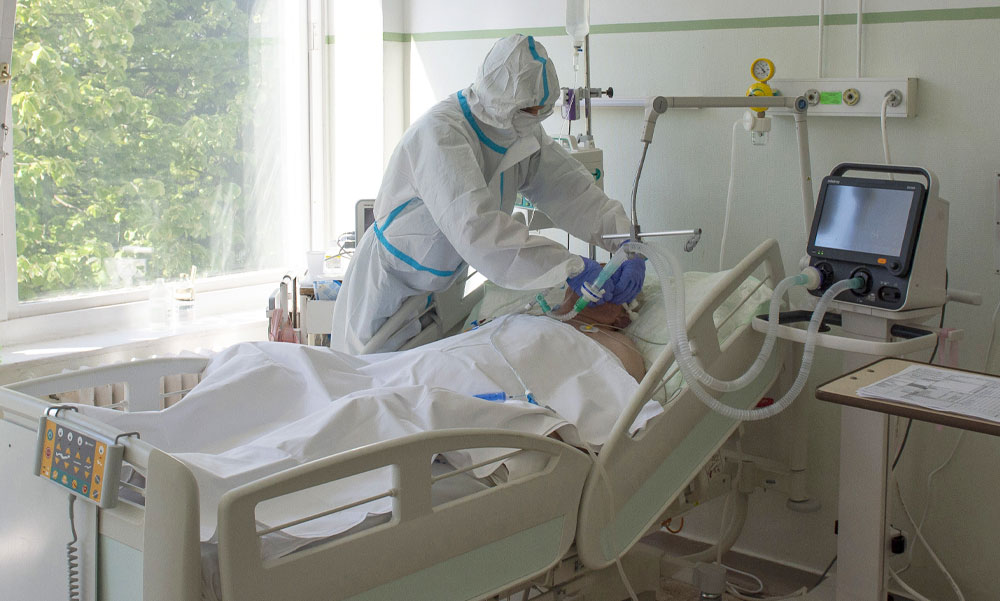 Koronavírus: Meghalt négy beteg és 3 ezer felett a fertőzöttek száma Magyarországon
