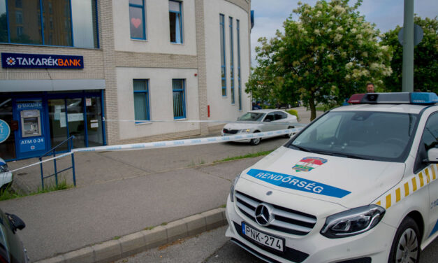 Bankrablás Pécsen! Egy év alatt másodszor rabolták ki ezt a Takarékbankot