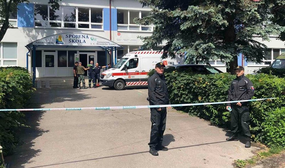 Iskolai vérengzés Ruttkán: egy embert megölt, többeket pedig megsebesített a késelő támadó