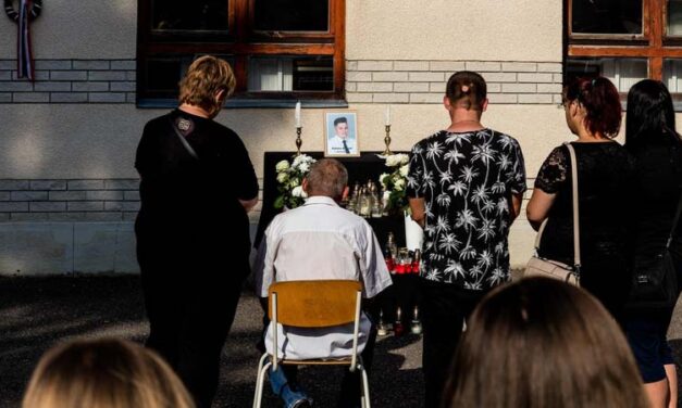 Előszületésnapi bulija után égett halálra édesanyja autójában a 14 éves Kristóf
