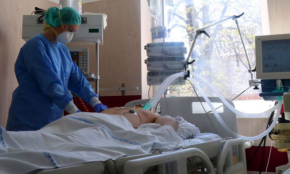 Covid-kórházzá alakul: átszervezik és kiűrítik a Semmelweis Egyetem pszichiátriai klinikáját