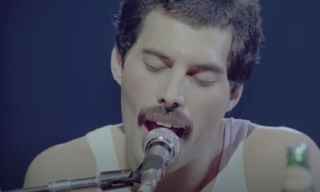 29 évvel ezelőtt ment el a legenda – Ma Freddie Mercuryra emlékezünk – fotók