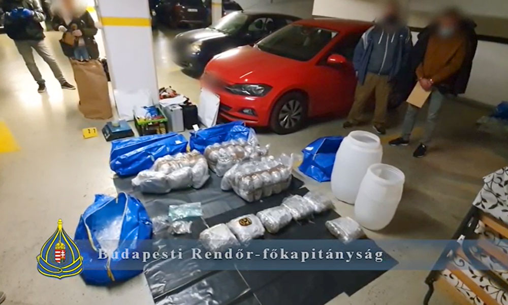 Óriási drogfogás: 100 millió forint értékű kábítószer volt az IKEÁ-s táskákban