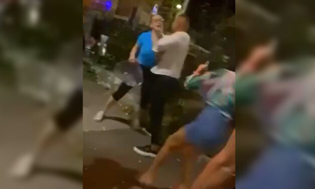 Óriási balhéba keveredett Gáspár Laci Balatonfüreden, az X-Faktor mentora üvöltözött és baz*megolt, de őt is keményen osztották – Videó