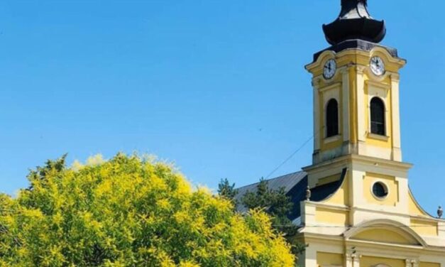 Isten háza sem szent? Felgyújtották a tiszakécskei templomot, jelentős a kár – Fotók