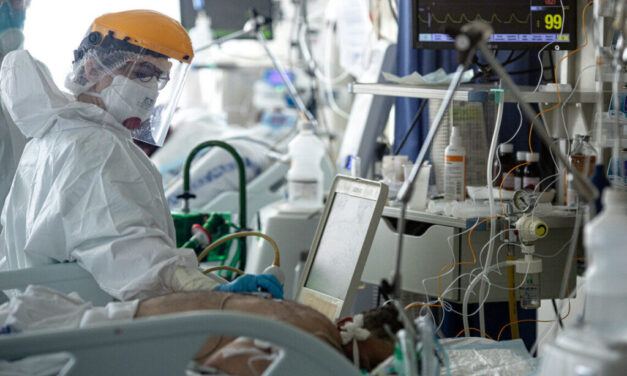 Lesz COVID hullám és nagyrészt a fiatalokat érinti az idei influenza szezon a virológus szerint, aki mindenkinek ajánlja a maszkviselést