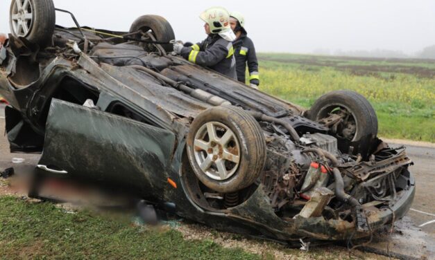 Nem volt jogosítványa annak a férfinek, aki kisodródott egy kanyarban és halálos balesetet szenvedett – FOTÓKKAL