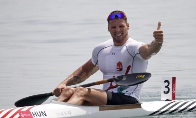 15 évesen szülte édesanyja a világbajnok kajakozót. Dudás Miklós ma már kétgyermekes apuka, a párja sikeres modell