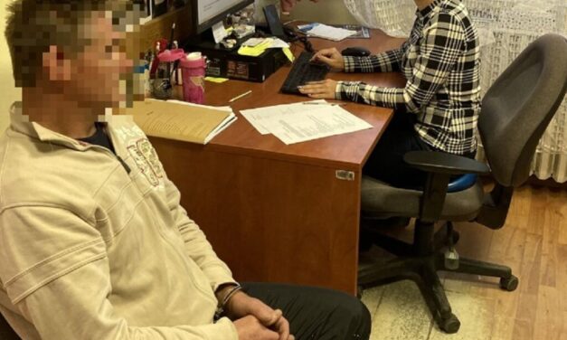 Ellepték a rendőrök a dömsödi ingatlant: robbanóanyag, lőszerek és rengeteg kábítószer került elő – videó