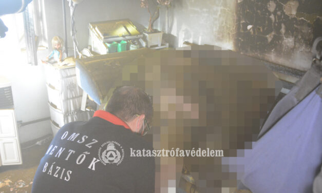 Halálos lakástűz volt Budapesten, emberölés miatt nyomoznak – fotók a helyszínről