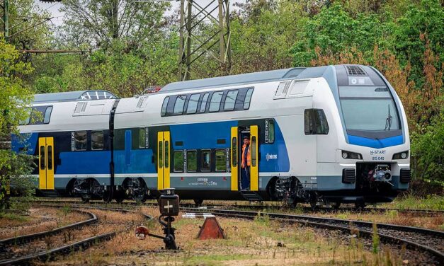 Mérföldkőhöz érkezett a MÁV, üzembe helyezték az összes emeletes vonatot, egyre több ilyen szerelvénnyel fogunk találkozni Budapesten és környékén