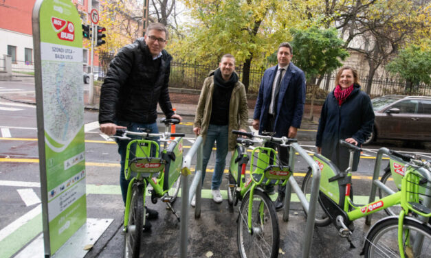 BKK: Újabb négy Mol Bubi állomást adtak át a 6. kerületben – Fotók ￼