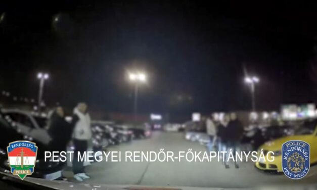 Lecsaptak a driftelőkre a budakalászi bevásárlóközpont parkolójában: mindenkit igazoltattak a rendőrök