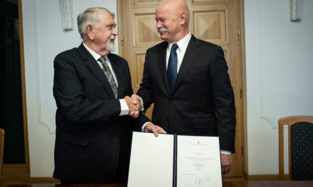 A Magyarságkutató Intézet tiszteletbeli elnöke lett Kásler Miklós