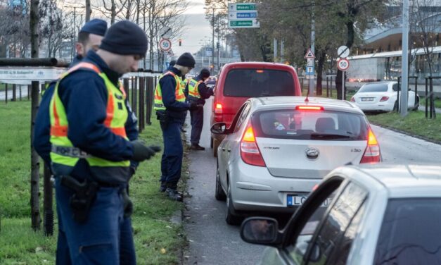 Buli után szondázás – több mint hatszáz autóst állítottak meg a rendőrök vasárnap reggel Óbudán. Érdekes eredményt hozott a razzia