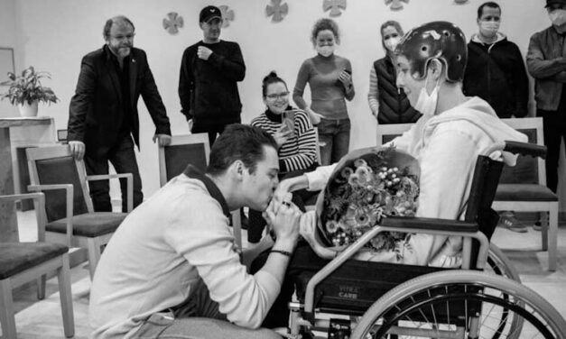 Viccelődik és hisz a felépülésben Nikolett, a Jókai utcai házomlás során súlyosan megsérült balerina