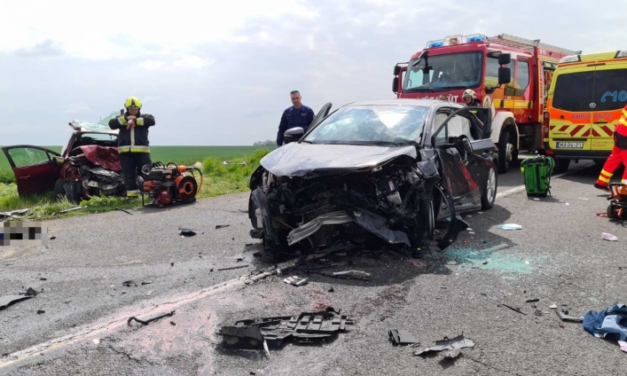 Nem érzi magát felelősnek az egykori felnőttfilmes sztár a két ember halálát okozó baleset miatt, Henger Éva Dombóvárnak karambolózott