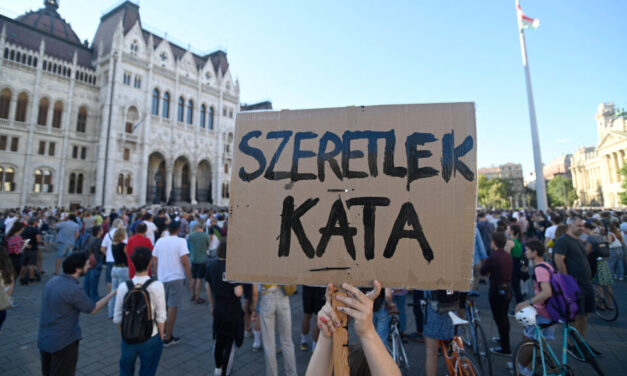 Eltűntek a katás vállalkozások, eltűntek az adóforintjaik