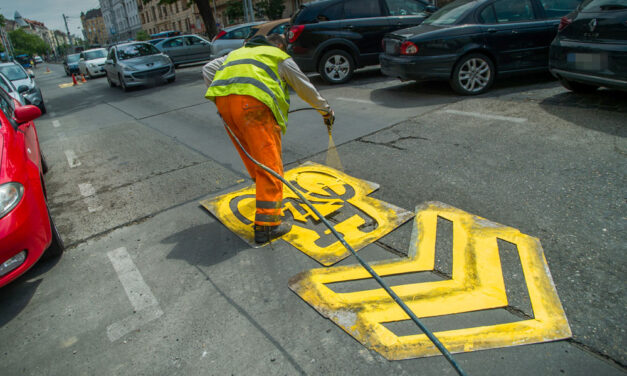 Robogók kitiltása, parkolódíj fizetés mindenkinek, még több bicikliút – Durva megoldásokkal küzdene a zöldebb Budapestért a Levegő Munkacsoport