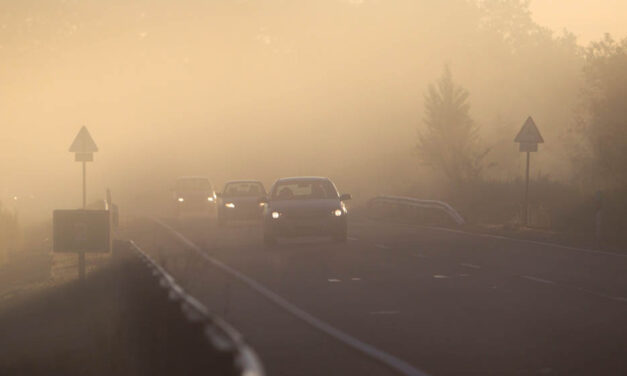 Így érdemes vezetni, ha reggel ködös az időjárás