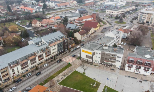 Komolyan gondolják a zűrös helyzetek felszámolását: megszűnnek az életveszélyes útkereszteződések Érden