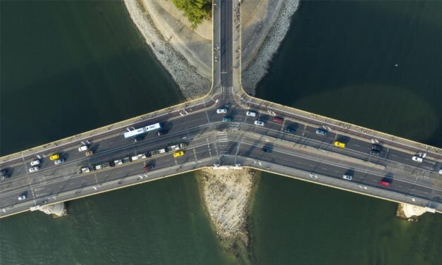 Halálos zuhanás — a szigetre zuhant egy férfi a Margit hídról, nem élte túl