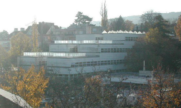 „Ez cenzúra” – Politikai áthallások miatt nem engedték bemutatni a negyedikesek ünnepi műsorát egy fővárosi iskolában