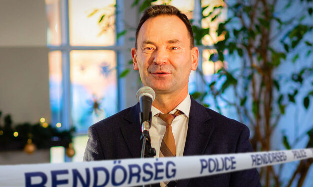 Fél évig volt börtönben, most szabadult az adócsalással gyanúsított gyömrői polgármester