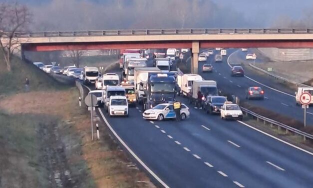 Ez tragédia! Életét vesztette a szerda reggeli hármas karambol egyik sérültje!