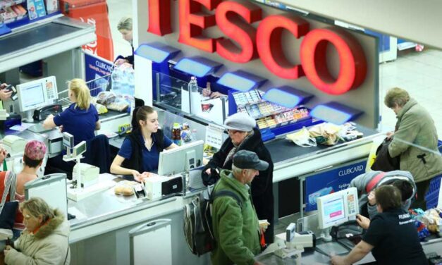 Itt a Tesco nagy bejelentése: nem lehet náluk úgy vásárolni, ahogy eddig