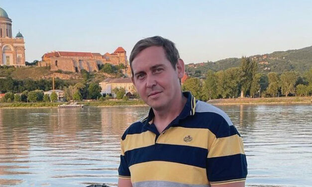 „Sírva-zokogva borultunk egymás nyakába” – Nem várt vendég érkezett Molnár Gusztávhoz