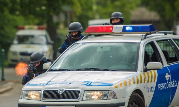 Egy dabasi gazdát zaklattak, védelmi pénz követeltek tőle