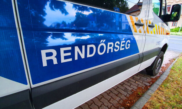 Egyelőre nem kell börtönbe mennie azoknak a rendőröknek, akik a vád szerint hajléktalanokat vertek Mohácson