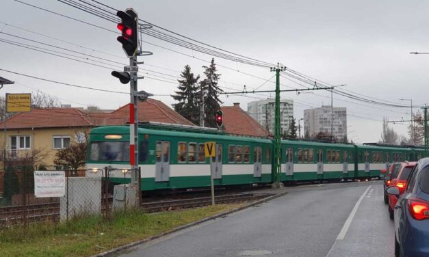 Marad az eddigi tarifarendszer és a Budapest-bérlet az agglomerációs vonalakon