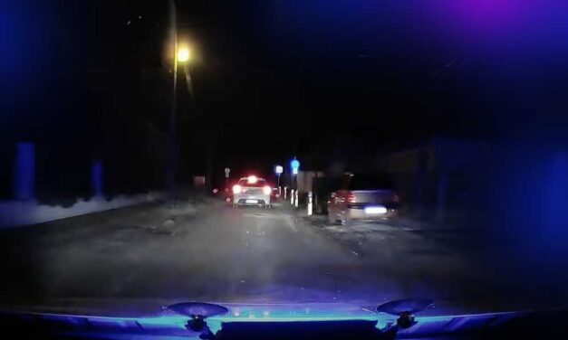 Autósüldözés a 18. kerületben: Gázra taposott a sofőr, amikor a rendőrök leintették – AKCIÓ-VIDEÓ