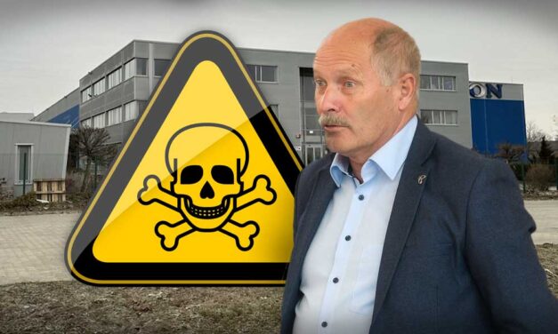 Sóskút gyáva polgármestere, Kőnig Ferenc nem mer, és nem is akar nemet mondani a veszélyes akkufeldolgozóra