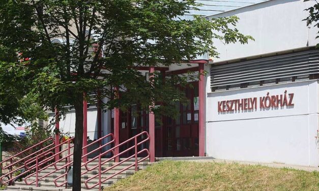 Leáll a szülészet a Keszthelyi Kórházban, a kismamákat a környező kórházakba irányítják át