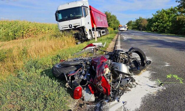 Négy motoros baleset történt szerdán: Magyaralmáson meghalt a motoros, Budapesten pedig egy rendőr ütközött egy autóval