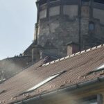 Kődobálás közben zuhant le a várfalról a 13 éves fiú Esztergomban: a tanárnője férje mentette meg az életét