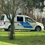 Éjszaka, a saját hálószobájában talált rá feleségére és a vendégére: előkerült a balta is