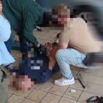 Két fiatal arra kényszerített egy nőt, hogy idősebb férfiakkal bújjon ágyba, a fiúk cserébe kábítószert kértek – videó a cikkben