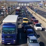 Kezdődik a káosz: mától egy évre lezárták az M1-es autópálya bővítése miatt a biatorbágyi fel- és lehajtóját