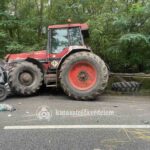 Halálos baleset Napkornál: maga alá gyűrte a traktor az autót, meghalt a 23 éves férfi