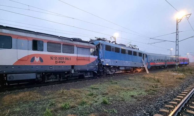 Sápi vonatbaleset : ha nem spórolják ki a biztonsági berendezést, megelőzhető lett volna az ütközés – állítja Hadházy Ákos