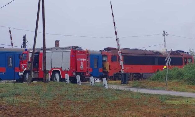 Dráma Tiszalúcon: Vonat elé akart vetni ugrani egy kétségbeesett fiatal fiú