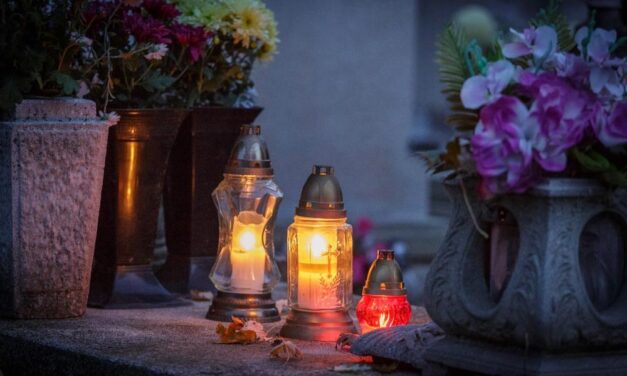 „A fiam búcsúüzenetet küldött nekem” – második fiát gyászolja a ceglédi asszony, mindketten önkezükkel vetettek véget életüknek