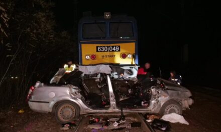 Szentmártonkátai vonatbaleset: magához tért az egyetlen túlélő, Viktóriának egyelőre nem mondták el, hogy öccse és barátai is meghaltak